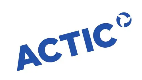 Actic Fjärås Gym - Därför ska du träna hos Actic Fjärås GymSom en av Sveriges ledande gymkedjor har vi jobbat med träning i över 40 årVi har ett brett erbjudande av inspirerande träning på 110 gym och 50 bad från Luleå i norr till Malmö i söder.Hos oss träffar du vänlig och kunnig personal och gymmar i fräscha lokaler. Du kan träna gruppträning både inomhus och utomhus och självklart är du också välkommen att simma och bada hos oss!110 GYM ÖVER HELA SVERIGE50 BAD I DIREKT ANSLUTNING TILL VÅRA GYMINSPIRERANDE OCH EFFEKTIV GRUPPTRÄNINGONLINEPASS I ACTIC APPENVECKORS DIGITAL TRÄNINGSSTART MED COACHGENERÖSA ÖPPETTIDERSKRÄDDARSY DITT MEDLEMSKAPHitta ditt Actic gym nära digMed över 115 gym runt om i Sverige finns det många möjligheter till träning, ange namnet på det gym eller den stad som du vill träna på nedan så hittar du den information du behöver.Träna i gymmet, testa på gruppträningspass, simma i badet eller kontakta oss så kan vi hjälpa dig att hitta den träning som passar dig!GruppträningDet är roligare att träna tillsammans!För dig som gillar att träna i grupp med en peppande instruktör till inspirerande musik rekommenderar vi gruppträning.Mer än hälften av våra anläggningar erbjuder gruppträning!Boka passDu hittar aktuella scheman för alla gruppträningspass på Mina Sidor eller på ditt gym.Du bokar enkelt dina gruppträningspass i vår Actic app eller på Mina Sidor.Bokningsreglerna hittar du här.Träna på gym och få upp din styrka!Varför ska du träna styrketräning? Nedan får du några exempel på vilka fördelar du får genom att träna styrka på gym med oss:&nbsp;En starkare kropp avlastar kroppens leder.Skelettets hållfasthet förbättras och bentätheten ökar, något som motverkar risken att drabbas av benskörhet.Ämnesomsättningen ökar, vilket är bra om du vill gå ner eller hålla din vikt.Muskulära obalanser tränas bort och ger en bättre hållning.Du kommer att få en bättre hållning vid stärkande av core.Du kommer lättare kunna lyfta dina barn eller barnbarn, bära hem kassarna från mataffären&nbsp; och förhoppningsvis även känna dig starkare!Träna styrka med säker och effektiv träningHos oss på Actic hittar du alltid instruktörer ute i lokalen som ger råd och tips kring hur du kan träna styrketräning på gym.Vi visar hur övningar kan genomföras för att undvika skador och berättar hur du kan undvika vanliga fel i din träning – allt för att du ska få ut maximalt av din träning, nå dina mål och bygga muskler.Lycka till med din styrketräning!30 minuter räcker!På Actic tränar vi enligt träningsmetoden HIT (högintensitetsträning), vilket innebär att du på endast 30 minuter ger din kropp tillräcklig träning för att utvecklas.Genom att träna på gym och köra ett set med 8-12 repetitioner i varje maskin med mycket kort vila mellan maskinerna hinner du träna hela kroppen på endast 30 minuter.Vår rekommendation är 2-3 träningspass på gymmet i veckan.Då hinner du både stimulera muskeltillväxten och få tid till återhämtning mellan passen.Här är de 15st mest sökta gymmen på GymKarta i Juli 2023Nordic Wellness Lindholmen på Lindholmsallén 20 i GöteborgSATS Gamlestaden på Gamlestadstorget 7 i GöteborgSTC Sävedalen - Göteborgsvägen 104 - GymKarta.seSTC munkebäck på Munkebäcks Allé 26 i GöteborgNordic Wellness Göteborg Kviberg Arena - GymKarta.seNordic Wellness Kungälv Kongahälla - GymKarta.seActic Lerum - Vattenpalatset på Häradsvägen 3 i Lerum&nbsp;Maximus Gym Brunnsbo på Folkvisegatan 15 i GöteborgSATS Hovås på Björklundabacken 2 i Hovås - GymKarta.seNordic Wellness Backaplan på Gustaf Dalénsgatan 13Fitness24Seven på Lergöksgatan 6 i Västra FrölundaSATS Askim (Sisjön stora) på Ekonomivägen 6 i AskimSTC på Ekenleden 10 i Kållered - GymKarta.seNordic Wellness Marklandsgatan - GymKarta.seNordic Wellness på Vasagatan 7 i Göteborg