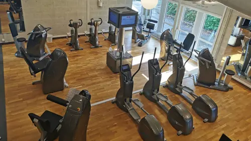 Här är de 15st mest sökta gymmen på GymKarta i Juli 2023Nordic Wellness Lindholmen på Lindholmsallén 20 i GöteborgSATS Gamlestaden på Gamlestadstorget 7 i GöteborgSTC Sävedalen - Göteborgsvägen 104 - GymKarta.seSTC munkebäck på Munkebäcks Allé 26 i GöteborgNordic Wellness Göteborg Kviberg Arena - GymKarta.seNordic Wellness Kungälv Kongahälla - GymKarta.seActic Lerum - Vattenpalatset på Häradsvägen 3 i Lerum&nbsp;Maximus Gym Brunnsbo på Folkvisegatan 15 i GöteborgSATS Hovås på Björklundabacken 2 i Hovås - GymKarta.seNordic Wellness Backaplan på Gustaf Dalénsgatan 13Fitness24Seven på Lergöksgatan 6 i Västra FrölundaSATS Askim (Sisjön stora) på Ekonomivägen 6 i AskimSTC på Ekenleden 10 i Kållered - GymKarta.seNordic Wellness Marklandsgatan - GymKarta.seNordic Wellness på Vasagatan 7 i Göteborg