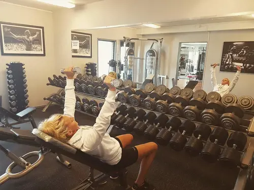 Maximus Gym PartilleVårt mål är att vi ska kunna erbjuda träning som passar såväl motionär som elit. Varje medlem ska känna sig sedd och omhändertagen och känna att de har möjlighet att utvecklas. Vi tillhandahåller utrustning i toppklass. På Maximus strävar vi efter att skapa en varm och välkommnande atmosfär.Här är de 15st mest sökta gymmen på GymKarta i Juli 2023Nordic Wellness Lindholmen på Lindholmsallén 20 i GöteborgSATS Gamlestaden på Gamlestadstorget 7 i GöteborgSTC Sävedalen - Göteborgsvägen 104 - GymKarta.seSTC munkebäck på Munkebäcks Allé 26 i GöteborgNordic Wellness Göteborg Kviberg Arena - GymKarta.seNordic Wellness Kungälv Kongahälla - GymKarta.seActic Lerum - Vattenpalatset på Häradsvägen 3 i Lerum&nbsp;Maximus Gym Brunnsbo på Folkvisegatan 15 i GöteborgSATS Hovås på Björklundabacken 2 i Hovås - GymKarta.seNordic Wellness Backaplan på Gustaf Dalénsgatan 13Fitness24Seven på Lergöksgatan 6 i Västra FrölundaSATS Askim (Sisjön stora) på Ekonomivägen 6 i AskimSTC på Ekenleden 10 i Kållered - GymKarta.seNordic Wellness Marklandsgatan - GymKarta.seNordic Wellness på Vasagatan 7 i Göteborg