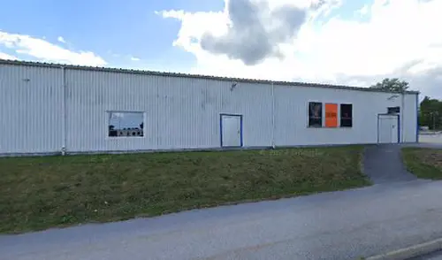 X-FORCE – UNIK TRÄNINGSMETODDen nya världsunika och patenterade svenska uppfinningen X-Force är en träningsmaskin som ökar den negativa belastningen med 40 %.Detta gör att du som användare kan träna betydligt kortare tid och få större effekt med garanterat bättre resultat, endast 6 – 12 repetitioner per maskin var 7 – 14 dagar.Varför negativ träning?Negativ träning har många fördelar.Musklerna kan arbeta med betydligt högre belastning excentriskt än koncentrisk och en tyngre last innebär också effektivare träning med snabbare resultat.För att förbättra muskelstyrkan överbelastar du muskeln och om den excentriska lasten är större tröttar du ut muskeln snabbare.Excentrisk träning kräver mindre syre än koncentrisk vilket påfrestar hjärtat mindre men ökar blodtrycket.Här är de 15st mest sökta gymmen på GymKarta i Juli 2023Nordic Wellness Lindholmen på Lindholmsallén 20 i GöteborgSATS Gamlestaden på Gamlestadstorget 7 i GöteborgSTC Sävedalen - Göteborgsvägen 104 - GymKarta.seSTC munkebäck på Munkebäcks Allé 26 i GöteborgNordic Wellness Göteborg Kviberg Arena - GymKarta.seNordic Wellness Kungälv Kongahälla - GymKarta.seActic Lerum - Vattenpalatset på Häradsvägen 3 i Lerum&nbsp;Maximus Gym Brunnsbo på Folkvisegatan 15 i GöteborgSATS Hovås på Björklundabacken 2 i Hovås - GymKarta.seNordic Wellness Backaplan på Gustaf Dalénsgatan 13Fitness24Seven på Lergöksgatan 6 i Västra FrölundaSATS Askim (Sisjön stora) på Ekonomivägen 6 i AskimSTC på Ekenleden 10 i Kållered - GymKarta.seNordic Wellness Marklandsgatan - GymKarta.seNordic Wellness på Vasagatan 7 i Göteborg