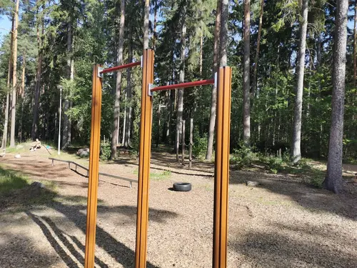 X-FORCE – UNIK TRÄNINGSMETODDen nya världsunika och patenterade svenska uppfinningen X-Force är en träningsmaskin som ökar den negativa belastningen med 40 %.Detta gör att du som användare kan träna betydligt kortare tid och få större effekt med garanterat bättre resultat, endast 6 – 12 repetitioner per maskin var 7 – 14 dagar.Varför negativ träning?Negativ träning har många fördelar.Musklerna kan arbeta med betydligt högre belastning excentriskt än koncentrisk och en tyngre last innebär också effektivare träning med snabbare resultat.För att förbättra muskelstyrkan överbelastar du muskeln och om den excentriska lasten är större tröttar du ut muskeln snabbare.Excentrisk träning kräver mindre syre än koncentrisk vilket påfrestar hjärtat mindre men ökar blodtrycket.Här är de 15st mest sökta gymmen på GymKarta i Juli 2023Nordic Wellness Lindholmen på Lindholmsallén 20 i GöteborgSATS Gamlestaden på Gamlestadstorget 7 i GöteborgSTC Sävedalen - Göteborgsvägen 104 - GymKarta.seSTC munkebäck på Munkebäcks Allé 26 i GöteborgNordic Wellness Göteborg Kviberg Arena - GymKarta.seNordic Wellness Kungälv Kongahälla - GymKarta.seActic Lerum - Vattenpalatset på Häradsvägen 3 i Lerum&nbsp;Maximus Gym Brunnsbo på Folkvisegatan 15 i GöteborgSATS Hovås på Björklundabacken 2 i Hovås - GymKarta.seNordic Wellness Backaplan på Gustaf Dalénsgatan 13Fitness24Seven på Lergöksgatan 6 i Västra FrölundaSATS Askim (Sisjön stora) på Ekonomivägen 6 i AskimSTC på Ekenleden 10 i Kållered - GymKarta.seNordic Wellness Marklandsgatan - GymKarta.seNordic Wellness på Vasagatan 7 i Göteborg