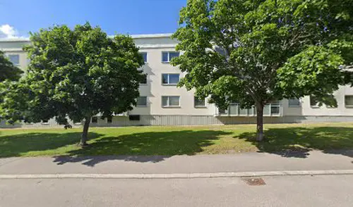 X-FORCE – UNIK TRÄNINGSMETODDen nya världsunika och patenterade svenska uppfinningen X-Force är en träningsmaskin som ökar den negativa belastningen med 40 %.Detta gör att du som användare kan träna betydligt kortare tid och få större effekt med garanterat bättre resultat, endast 6 – 12 repetitioner per maskin var 7 – 14 dagar.Varför negativ träning?Negativ träning har många fördelar.Musklerna kan arbeta med betydligt högre belastning excentriskt än koncentrisk och en tyngre last innebär också effektivare träning med snabbare resultat.För att förbättra muskelstyrkan överbelastar du muskeln och om den excentriska lasten är större tröttar du ut muskeln snabbare.Excentrisk träning kräver mindre syre än koncentrisk vilket påfrestar hjärtat mindre men ökar blodtrycket.Här är de 15st mest sökta gymmen på GymKarta i Juli 2023Nordic Wellness Lindholmen på Lindholmsallén 20 i GöteborgSATS Gamlestaden på Gamlestadstorget 7 i GöteborgSTC Sävedalen - Göteborgsvägen 104 - GymKarta.seSTC munkebäck på Munkebäcks Allé 26 i GöteborgNordic Wellness Göteborg Kviberg Arena - GymKarta.seNordic Wellness Kungälv Kongahälla - GymKarta.seActic Lerum - Vattenpalatset på Häradsvägen 3 i Lerum&nbsp;Maximus Gym Brunnsbo på Folkvisegatan 15 i GöteborgSATS Hovås på Björklundabacken 2 i Hovås - GymKarta.seNordic Wellness Backaplan på Gustaf Dalénsgatan 13Fitness24Seven på Lergöksgatan 6 i Västra FrölundaSATS Askim (Sisjön stora) på Ekonomivägen 6 i AskimSTC på Ekenleden 10 i Kållered - GymKarta.seNordic Wellness Marklandsgatan - GymKarta.seNordic Wellness på Vasagatan 7 i Göteborg