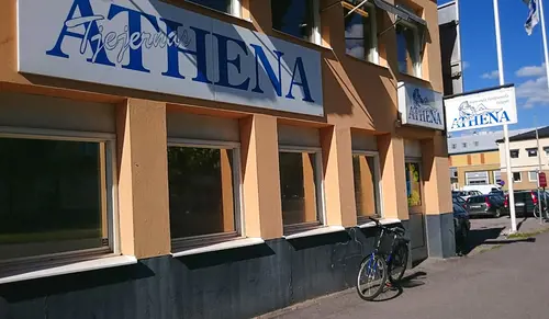 X-FORCE – UNIK TRÄNINGSMETODDen nya världsunika och patenterade svenska uppfinningen X-Force är en träningsmaskin som ökar den negativa belastningen med 40 %.Detta gör att du som användare kan träna betydligt kortare tid och få större effekt med garanterat bättre resultat, endast 6 – 12 repetitioner per maskin var 7 – 14 dagar.Varför negativ träning?Negativ träning har många fördelar.Musklerna kan arbeta med betydligt högre belastning excentriskt än koncentrisk och en tyngre last innebär också effektivare träning med snabbare resultat.För att förbättra muskelstyrkan överbelastar du muskeln och om den excentriska lasten är större tröttar du ut muskeln snabbare.Excentrisk träning kräver mindre syre än koncentrisk vilket påfrestar hjärtat mindre men ökar blodtrycket.Här är de 15st mest sökta gymmen på GymKarta i Juli 2023Nordic Wellness Lindholmen på Lindholmsallén 20 i GöteborgSATS Gamlestaden på Gamlestadstorget 7 i GöteborgSTC Sävedalen - Göteborgsvägen 104 - GymKarta.seSTC munkebäck på Munkebäcks Allé 26 i GöteborgNordic Wellness Göteborg Kviberg Arena - GymKarta.seNordic Wellness Kungälv Kongahälla - GymKarta.seActic Lerum - Vattenpalatset på Häradsvägen 3 i Lerum&nbsp;Maximus Gym Brunnsbo på Folkvisegatan 15 i GöteborgSATS Hovås på Björklundabacken 2 i Hovås - GymKarta.seNordic Wellness Backaplan på Gustaf Dalénsgatan 13Fitness24Seven på Lergöksgatan 6 i Västra FrölundaSATS Askim (Sisjön stora) på Ekonomivägen 6 i AskimSTC på Ekenleden 10 i Kållered - GymKarta.seNordic Wellness Marklandsgatan - GymKarta.seNordic Wellness på Vasagatan 7 i Göteborg