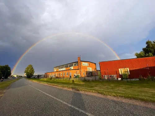 Det skapar Harmoni o balans.Här hos oss kan du välja vilken period på året, i ditt liv som du känner är bäst för dig.Adrian Eriksson Skapade GymKarta.Se och alla Gym med Premium - abonnemang blir SEO-Optimerade av Martin Maximus SEO - (Sökmotoroptimerade).X-FORCE – UNIK TRÄNINGSMETODDen nya världsunika och patenterade svenska uppfinningen X-Force är en träningsmaskin som ökar den negativa belastningen med 40 %.Detta gör att du som användare kan träna betydligt kortare tid och få större effekt med garanterat bättre resultat, endast 6 – 12 repetitioner per maskin var 7 – 14 dagar.Varför negativ träning?Negativ träning har många fördelar.Musklerna kan arbeta med betydligt högre belastning excentriskt än koncentrisk och en tyngre last innebär också effektivare träning med snabbare resultat.För att förbättra muskelstyrkan överbelastar du muskeln och om den excentriska lasten är större tröttar du ut muskeln snabbare.Excentrisk träning kräver mindre syre än koncentrisk vilket påfrestar hjärtat mindre men ökar blodtrycket.Här är de 15st mest sökta gymmen på GymKarta i Juli 2023Nordic Wellness Lindholmen på Lindholmsallén 20 i GöteborgSATS Gamlestaden på Gamlestadstorget 7 i GöteborgSTC Sävedalen - Göteborgsvägen 104 - GymKarta.seSTC munkebäck på Munkebäcks Allé 26 i GöteborgNordic Wellness Göteborg Kviberg Arena - GymKarta.seNordic Wellness Kungälv Kongahälla - GymKarta.seActic Lerum - Vattenpalatset på Häradsvägen 3 i Lerum&nbsp;Maximus Gym Brunnsbo på Folkvisegatan 15 i GöteborgSATS Hovås på Björklundabacken 2 i Hovås - GymKarta.seNordic Wellness Backaplan på Gustaf Dalénsgatan 13Fitness24Seven på Lergöksgatan 6 i Västra FrölundaSATS Askim (Sisjön stora) på Ekonomivägen 6 i AskimSTC på Ekenleden 10 i Kållered - GymKarta.seNordic Wellness Marklandsgatan - GymKarta.seNordic Wellness på Vasagatan 7 i Göteborg