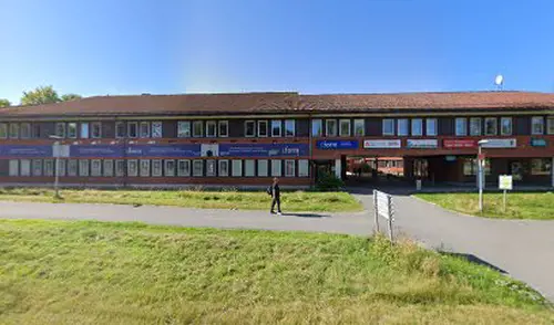 Det skapar Harmoni o balans.Här hos oss kan du välja vilken period på året, i ditt liv som du känner är bäst för dig.Adrian Eriksson Skapade GymKarta.Se och alla Gym med Premium - abonnemang blir SEO-Optimerade av Martin Maximus SEO - (Sökmotoroptimerade).X-FORCE – UNIK TRÄNINGSMETODDen nya världsunika och patenterade svenska uppfinningen X-Force är en träningsmaskin som ökar den negativa belastningen med 40 %.Detta gör att du som användare kan träna betydligt kortare tid och få större effekt med garanterat bättre resultat, endast 6 – 12 repetitioner per maskin var 7 – 14 dagar.Varför negativ träning?Negativ träning har många fördelar.Musklerna kan arbeta med betydligt högre belastning excentriskt än koncentrisk och en tyngre last innebär också effektivare träning med snabbare resultat.För att förbättra muskelstyrkan överbelastar du muskeln och om den excentriska lasten är större tröttar du ut muskeln snabbare.Excentrisk träning kräver mindre syre än koncentrisk vilket påfrestar hjärtat mindre men ökar blodtrycket.Här är de 15st mest sökta gymmen på GymKarta i Juli 2023Nordic Wellness Lindholmen på Lindholmsallén 20 i GöteborgSATS Gamlestaden på Gamlestadstorget 7 i GöteborgSTC Sävedalen - Göteborgsvägen 104 - GymKarta.seSTC munkebäck på Munkebäcks Allé 26 i GöteborgNordic Wellness Göteborg Kviberg Arena - GymKarta.seNordic Wellness Kungälv Kongahälla - GymKarta.seActic Lerum - Vattenpalatset på Häradsvägen 3 i Lerum&nbsp;Maximus Gym Brunnsbo på Folkvisegatan 15 i GöteborgSATS Hovås på Björklundabacken 2 i Hovås - GymKarta.seNordic Wellness Backaplan på Gustaf Dalénsgatan 13Fitness24Seven på Lergöksgatan 6 i Västra FrölundaSATS Askim (Sisjön stora) på Ekonomivägen 6 i AskimSTC på Ekenleden 10 i Kållered - GymKarta.seNordic Wellness Marklandsgatan - GymKarta.seNordic Wellness på Vasagatan 7 i Göteborg
