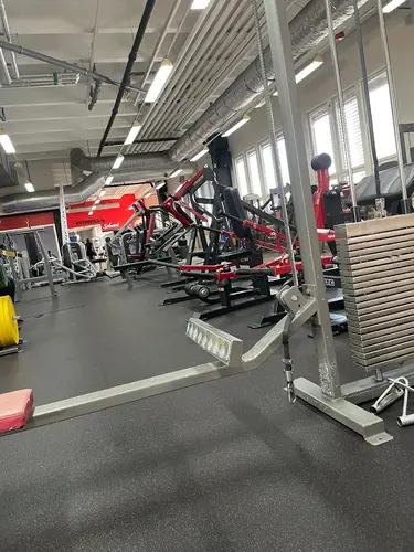 Det skapar Harmoni o balans.Här hos oss kan du välja vilken period på året, i ditt liv som du känner är bäst för dig.Adrian Eriksson Skapade GymKarta.Se och alla Gym med Premium - abonnemang blir SEO-Optimerade av Martin Maximus SEO - (Sökmotoroptimerade).X-FORCE – UNIK TRÄNINGSMETODDen nya världsunika och patenterade svenska uppfinningen X-Force är en träningsmaskin som ökar den negativa belastningen med 40 %.Detta gör att du som användare kan träna betydligt kortare tid och få större effekt med garanterat bättre resultat, endast 6 – 12 repetitioner per maskin var 7 – 14 dagar.Varför negativ träning?Negativ träning har många fördelar.Musklerna kan arbeta med betydligt högre belastning excentriskt än koncentrisk och en tyngre last innebär också effektivare träning med snabbare resultat.För att förbättra muskelstyrkan överbelastar du muskeln och om den excentriska lasten är större tröttar du ut muskeln snabbare.Excentrisk träning kräver mindre syre än koncentrisk vilket påfrestar hjärtat mindre men ökar blodtrycket.Här är de 15st mest sökta gymmen på GymKarta i Juli 2023Nordic Wellness Lindholmen på Lindholmsallén 20 i GöteborgSATS Gamlestaden på Gamlestadstorget 7 i GöteborgSTC Sävedalen - Göteborgsvägen 104 - GymKarta.seSTC munkebäck på Munkebäcks Allé 26 i GöteborgNordic Wellness Göteborg Kviberg Arena - GymKarta.seNordic Wellness Kungälv Kongahälla - GymKarta.seActic Lerum - Vattenpalatset på Häradsvägen 3 i Lerum&nbsp;Maximus Gym Brunnsbo på Folkvisegatan 15 i GöteborgSATS Hovås på Björklundabacken 2 i Hovås - GymKarta.seNordic Wellness Backaplan på Gustaf Dalénsgatan 13Fitness24Seven på Lergöksgatan 6 i Västra FrölundaSATS Askim (Sisjön stora) på Ekonomivägen 6 i AskimSTC på Ekenleden 10 i Kållered - GymKarta.seNordic Wellness Marklandsgatan - GymKarta.seNordic Wellness på Vasagatan 7 i Göteborg