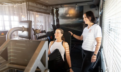 Boost Sweden - NACKA STRAND på Augustendalsvägen 66BOOST HEALTH CLUBEn hälsoklubb med intelligenta träningsmaskiner, skräddarsyddaträningsprogram och utbildade personliga tränare.Vi är inget vanligt gym. Förstå oss rätt, Boost har allt vanliga gym erbjuder och mycket mer. Det vi erbjuder är en helt ny och unik träningsform inom vår bransch. Genom att testa varje person som tränar hos oss kan vi skräddarsy träningen efter individuella mål, för alla som vill ha en sundare livsstil med mätbara resultat!​Vad gör oss på Boost Sweden unika?Vår patenterade träningsutrustning från eGym är intelligent och anpassas efter individen för att förebygga skador samt slitage på kroppen. Samtidigt ger eGym motiverande och effektiv träning där 16 minuters träning räcker.När du tränar hos oss får du en egen personlig tränare som motiverar, ger rådgivning kring kost och träning samt håller månatliga uppföljningar för att du ska nå ditt mål på ett effektivt och säkert sätt.Läs mer om vårt träningskoncept här.Var finns vi?Vi har för närvarande två anläggningar – en i Nacka Strand och Hagastaden i Stockholm.Nå dina mål med effektiv träning i en exklusiv miljö. Ett bra pass tar bara 17 minuter med hjälp av våra smarta maskiner och personliga tränare som alltid är på plats för att stötta dig.Genom vår app kan du följa din utveckling och se när din biologiska ålder sänksInom en snar framtid kommer vi utöka till fler Health Clubs.Våra träningsanläggningar/gym ligger i dagsläget nära Stockholm city, Nacka, Värmdö, Sickla, Vasastan, Norrtull, Hagastaden, Karolinska sjukhuset och Solna. Välkommen förbi!StyrketräningKonditionMobilitetsträningKroppsanalysPersonlig tränareTräningsprogramEkologiska hygienprodukterResultat i appRehabiliteringsträningTräningsutmaningarLoungeavdelningBehandlingarFrukostbufféAutomatiska skåplåsNyheter Ifrån GymKartaHafstens Resort Och CampingMatinspiratör Markiz TaintonInger Zetterqvist: EM 1:ASasa The Mutant VujicJust Gym Sebastian HedmanJakob Wallin LAWABIdrottsrehab Ullevi