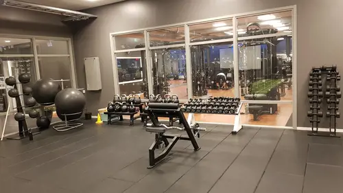 Välkommen till Nordic Wellness Karlstad Hamnen!Här kan du ta del av toppmoderna maskiner, fria vikter, gruppträning, virtuell träning och riktigt mycket tränings-glädje.Kom gärna in och ta en kaffe, kika på den fantastiska anläggningen och prata med oss direkt i receptionen.Vi erbjuder självklart prov-vecka för dig som vill testa vår härliga klubb och utbud.Vi har gratis parkering hos oss också.GRATIS KONSULTATION!Vill du få hjälp att nå dina mål?Med en personlig tränare kommer du snabbt igång med ett individanpassat träningsschema som ger resultat.I det första mötet går vi igenom vad du önskar uppnå samt sätter realistiska mål efter dina förutsättningar.Fyll i kontaktformuläret nedan så kontaktar vi dig för 30 minuters kostnadsfri konsultation.Vissa personliga tränare erbjuder nu också tjänsten PT online.Vid förhinder behöver du avboka mötet 24h innan utsatt tid, annars debiteras du 200 kr.Kolla ditt gym på alla bolagFitnessprofilen Julia på Nordic Wellness: Är ditt mål att ha en något tajtare form till beachen?BEHÖVER DU PT? Känner du att du inte har disciplinen att komma i gång med träningen hemma? Hör av dig direkt till Julia och boka professionell hjälp!Nordic Wellness Din Bästa-GymPartnerHär är de 15st mest sökta gymmen på GymKarta i Juli 2023Nordic Wellness Lindholmen på Lindholmsallén 20 i GöteborgSATS Gamlestaden på Gamlestadstorget 7 i GöteborgSTC Sävedalen - Göteborgsvägen 104 - GymKarta.seSTC munkebäck på Munkebäcks Allé 26 i GöteborgNordic Wellness Göteborg Kviberg Arena - GymKarta.seNordic Wellness Kungälv Kongahälla - GymKarta.seActic Lerum - Vattenpalatset på Häradsvägen 3 i Lerum&nbsp;Maximus Gym Brunnsbo på Folkvisegatan 15 i GöteborgSATS Hovås på Björklundabacken 2 i Hovås - GymKarta.seNordic Wellness Backaplan på Gustaf Dalénsgatan 13Fitness24Seven på Lergöksgatan 6 i Västra FrölundaSATS Askim (Sisjön stora) på Ekonomivägen 6 i AskimSTC på Ekenleden 10 i Kållered - GymKarta.seNordic Wellness Marklandsgatan - GymKarta.seNordic Wellness på Vasagatan 7 i GöteborgNo Carb Protein-Pannkakor - Muskelshoppen
