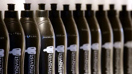 Det skapar Harmoni o balans.Här hos oss kan du välja vilken period på året, i ditt liv som du känner är bäst för dig.Adrian Eriksson Skapade GymKarta.Se och alla Gym med Premium - abonnemang blir SEO-Optimerade av Martin Maximus SEO - (Sökmotoroptimerade).X-FORCE – UNIK TRÄNINGSMETODDen nya världsunika och patenterade svenska uppfinningen X-Force är en träningsmaskin som ökar den negativa belastningen med 40 %.Detta gör att du som användare kan träna betydligt kortare tid och få större effekt med garanterat bättre resultat, endast 6 – 12 repetitioner per maskin var 7 – 14 dagar.Varför negativ träning?Negativ träning har många fördelar.Musklerna kan arbeta med betydligt högre belastning excentriskt än koncentrisk och en tyngre last innebär också effektivare träning med snabbare resultat.För att förbättra muskelstyrkan överbelastar du muskeln och om den excentriska lasten är större tröttar du ut muskeln snabbare.Excentrisk träning kräver mindre syre än koncentrisk vilket påfrestar hjärtat mindre men ökar blodtrycket.Här är de 15st mest sökta gymmen på GymKarta i Juli 2023Nordic Wellness Lindholmen på Lindholmsallén 20 i GöteborgSATS Gamlestaden på Gamlestadstorget 7 i GöteborgSTC Sävedalen - Göteborgsvägen 104 - GymKarta.seSTC munkebäck på Munkebäcks Allé 26 i GöteborgNordic Wellness Göteborg Kviberg Arena - GymKarta.seNordic Wellness Kungälv Kongahälla - GymKarta.seActic Lerum - Vattenpalatset på Häradsvägen 3 i Lerum&nbsp;Maximus Gym Brunnsbo på Folkvisegatan 15 i GöteborgSATS Hovås på Björklundabacken 2 i Hovås - GymKarta.seNordic Wellness Backaplan på Gustaf Dalénsgatan 13Fitness24Seven på Lergöksgatan 6 i Västra FrölundaSATS Askim (Sisjön stora) på Ekonomivägen 6 i AskimSTC på Ekenleden 10 i Kållered - GymKarta.seNordic Wellness Marklandsgatan - GymKarta.seNordic Wellness på Vasagatan 7 i Göteborg