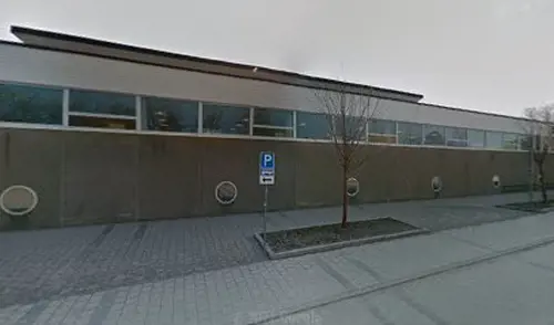 X-FORCE – UNIK TRÄNINGSMETODDen nya världsunika och patenterade svenska uppfinningen X-Force är en träningsmaskin som ökar den negativa belastningen med 40 %.Detta gör att du som användare kan träna betydligt kortare tid och få större effekt med garanterat bättre resultat, endast 6 – 12 repetitioner per maskin var 7 – 14 dagar.Varför negativ träning?Negativ träning har många fördelar.Musklerna kan arbeta med betydligt högre belastning excentriskt än koncentrisk och en tyngre last innebär också effektivare träning med snabbare resultat.För att förbättra muskelstyrkan överbelastar du muskeln och om den excentriska lasten är större tröttar du ut muskeln snabbare.Excentrisk träning kräver mindre syre än koncentrisk vilket påfrestar hjärtat mindre men ökar blodtrycket.Här är de 15st mest sökta gymmen på GymKarta i Juli 2023Nordic Wellness Lindholmen på Lindholmsallén 20 i GöteborgSATS Gamlestaden på Gamlestadstorget 7 i GöteborgSTC Sävedalen - Göteborgsvägen 104 - GymKarta.seSTC munkebäck på Munkebäcks Allé 26 i GöteborgNordic Wellness Göteborg Kviberg Arena - GymKarta.seNordic Wellness Kungälv Kongahälla - GymKarta.seActic Lerum - Vattenpalatset på Häradsvägen 3 i Lerum&nbsp;Maximus Gym Brunnsbo på Folkvisegatan 15 i GöteborgSATS Hovås på Björklundabacken 2 i Hovås - GymKarta.seNordic Wellness Backaplan på Gustaf Dalénsgatan 13Fitness24Seven på Lergöksgatan 6 i Västra FrölundaSATS Askim (Sisjön stora) på Ekonomivägen 6 i AskimSTC på Ekenleden 10 i Kållered - GymKarta.seNordic Wellness Marklandsgatan - GymKarta.seNordic Wellness på Vasagatan 7 i Göteborg