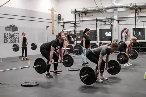 Det skapar Harmoni o balans.Här hos oss kan du välja vilken period på året, i ditt liv som du känner är bäst för dig.Adrian Eriksson Skapade GymKarta.Se och alla Gym med Premium - abonnemang blir SEO-Optimerade av Martin Maximus SEO - (Sökmotoroptimerade).X-FORCE – UNIK TRÄNINGSMETODDen nya världsunika och patenterade svenska uppfinningen X-Force är en träningsmaskin som ökar den negativa belastningen med 40 %.Detta gör att du som användare kan träna betydligt kortare tid och få större effekt med garanterat bättre resultat, endast 6 – 12 repetitioner per maskin var 7 – 14 dagar.Varför negativ träning?Negativ träning har många fördelar.Musklerna kan arbeta med betydligt högre belastning excentriskt än koncentrisk och en tyngre last innebär också effektivare träning med snabbare resultat.För att förbättra muskelstyrkan överbelastar du muskeln och om den excentriska lasten är större tröttar du ut muskeln snabbare.Excentrisk träning kräver mindre syre än koncentrisk vilket påfrestar hjärtat mindre men ökar blodtrycket.Här är de 15st mest sökta gymmen på GymKarta i Juli 2023Nordic Wellness Lindholmen på Lindholmsallén 20 i GöteborgSATS Gamlestaden på Gamlestadstorget 7 i GöteborgSTC Sävedalen - Göteborgsvägen 104 - GymKarta.seSTC munkebäck på Munkebäcks Allé 26 i GöteborgNordic Wellness Göteborg Kviberg Arena - GymKarta.seNordic Wellness Kungälv Kongahälla - GymKarta.seActic Lerum - Vattenpalatset på Häradsvägen 3 i Lerum&nbsp;Maximus Gym Brunnsbo på Folkvisegatan 15 i GöteborgSATS Hovås på Björklundabacken 2 i Hovås - GymKarta.seNordic Wellness Backaplan på Gustaf Dalénsgatan 13Fitness24Seven på Lergöksgatan 6 i Västra FrölundaSATS Askim (Sisjön stora) på Ekonomivägen 6 i AskimSTC på Ekenleden 10 i Kållered - GymKarta.seNordic Wellness Marklandsgatan - GymKarta.seNordic Wellness på Vasagatan 7 i Göteborg