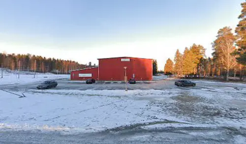 X-FORCE – UNIK TRÄNINGSMETODDen nya världsunika och patenterade svenska uppfinningen X-Force är en träningsmaskin som ökar den negativa belastningen med 40 %.Detta gör att du som användare kan träna betydligt kortare tid och få större effekt med garanterat bättre resultat, endast 6 – 12 repetitioner per maskin var 7 – 14 dagar.Varför negativ träning?Negativ träning har många fördelar.Musklerna kan arbeta med betydligt högre belastning excentriskt än koncentrisk och en tyngre last innebär också effektivare träning med snabbare resultat.För att förbättra muskelstyrkan överbelastar du muskeln och om den excentriska lasten är större tröttar du ut muskeln snabbare.Excentrisk träning kräver mindre syre än koncentrisk vilket påfrestar hjärtat mindre men ökar blodtrycket.Här är de 15st mest sökta gymmen på GymKarta i Juli 2023Nordic Wellness Lindholmen på Lindholmsallén 20 i GöteborgSATS Gamlestaden på Gamlestadstorget 7 i GöteborgSTC Sävedalen - Göteborgsvägen 104 - GymKarta.seSTC munkebäck på Munkebäcks Allé 26 i GöteborgNordic Wellness Göteborg Kviberg Arena - GymKarta.seNordic Wellness Kungälv Kongahälla - GymKarta.seActic Lerum - Vattenpalatset på Häradsvägen 3 i Lerum&nbsp;Maximus Gym Brunnsbo på Folkvisegatan 15 i GöteborgSATS Hovås på Björklundabacken 2 i Hovås - GymKarta.seNordic Wellness Backaplan på Gustaf Dalénsgatan 13Fitness24Seven på Lergöksgatan 6 i Västra FrölundaSATS Askim (Sisjön stora) på Ekonomivägen 6 i AskimSTC på Ekenleden 10 i Kållered - GymKarta.seNordic Wellness Marklandsgatan - GymKarta.seNordic Wellness på Vasagatan 7 i Göteborg