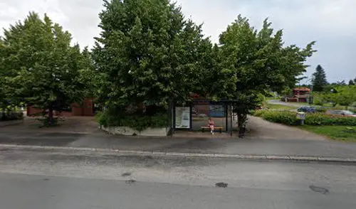 X-FORCE – UNIK TRÄNINGSMETODDen nya världsunika och patenterade svenska uppfinningen X-Force är en träningsmaskin som ökar den negativa belastningen med 40 %.Detta gör att du som användare kan träna betydligt kortare tid och få större effekt med garanterat bättre resultat, endast 6 – 12 repetitioner per maskin var 7 – 14 dagar.Varför negativ träning?Negativ träning har många fördelar.Musklerna kan arbeta med betydligt högre belastning excentriskt än koncentrisk och en tyngre last innebär också effektivare träning med snabbare resultat.För att förbättra muskelstyrkan överbelastar du muskeln och om den excentriska lasten är större tröttar du ut muskeln snabbare.Excentrisk träning kräver mindre syre än koncentrisk vilket påfrestar hjärtat mindre men ökar blodtrycket.Här är de 15st mest sökta gymmen på GymKarta i Juli 2023Nordic Wellness Lindholmen på Lindholmsallén 20 i GöteborgSATS Gamlestaden på Gamlestadstorget 7 i GöteborgSTC Sävedalen - Göteborgsvägen 104 - GymKarta.seSTC munkebäck på Munkebäcks Allé 26 i GöteborgNordic Wellness Göteborg Kviberg Arena - GymKarta.seNordic Wellness Kungälv Kongahälla - GymKarta.seActic Lerum - Vattenpalatset på Häradsvägen 3 i Lerum&nbsp;Maximus Gym Brunnsbo på Folkvisegatan 15 i GöteborgSATS Hovås på Björklundabacken 2 i Hovås - GymKarta.seNordic Wellness Backaplan på Gustaf Dalénsgatan 13Fitness24Seven på Lergöksgatan 6 i Västra FrölundaSATS Askim (Sisjön stora) på Ekonomivägen 6 i AskimSTC på Ekenleden 10 i Kållered - GymKarta.seNordic Wellness Marklandsgatan - GymKarta.seNordic Wellness på Vasagatan 7 i Göteborg